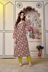 Blue Vibrant Floral Print Viscose Cotton Kurti Set with Trendy Tailored Pants – Colorful and Comfortable